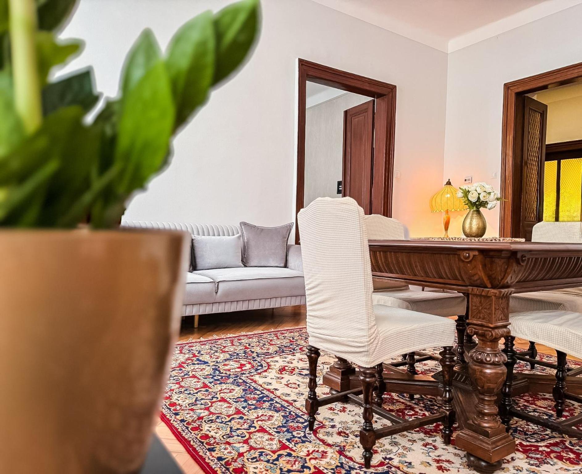 شقة Unique & Spacious 3br Historic Flat In Centre *