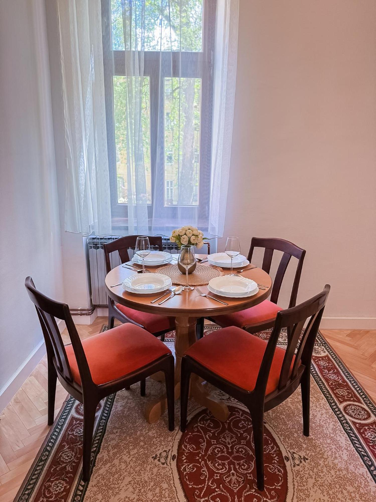 Apartamento Unique & Spacious 3br Historic Flat In Centre
